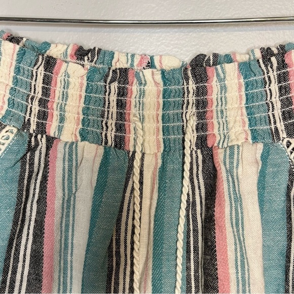 Briggs New York Linen Blend Pull-On Shorts with Pockets Drawstring Teal Stripes - Picture 5 of 11